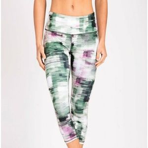 RBX capris. NWT.